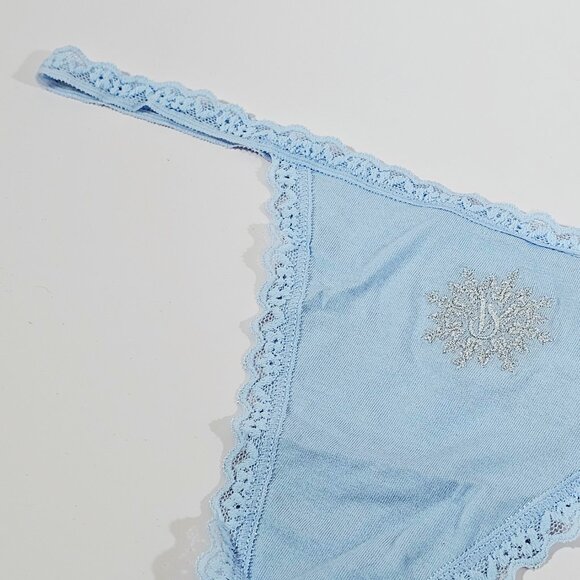 Victoria's Secret Blue Lace Trim Cotton V-String Panty Snowflake Embroidery XL - Picture 4 of 5
